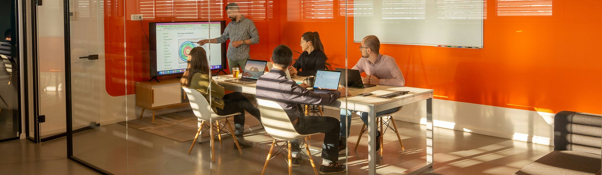 9 Common Pitfalls in Implementing Share Schemes & How to Avoid Them